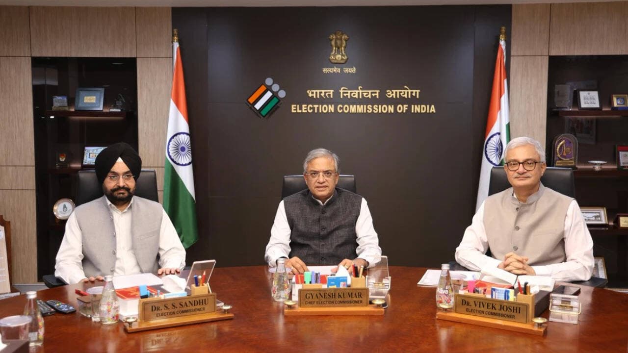 Election Commission asserts unanimous decision-making, simplifies voter verification process